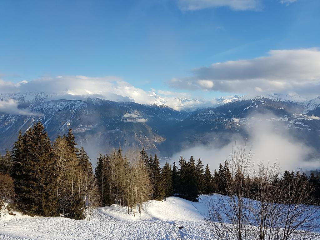 Appartement Clairiere Des Barzettes Avec Vue Magnifique Crans-Montana Kültér fotó